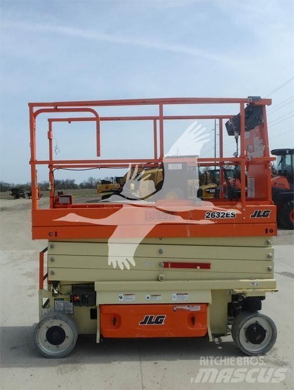 JLG 2632ES 가위형 리프트