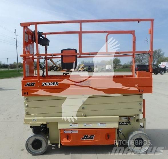 JLG 2632ES 가위형 리프트