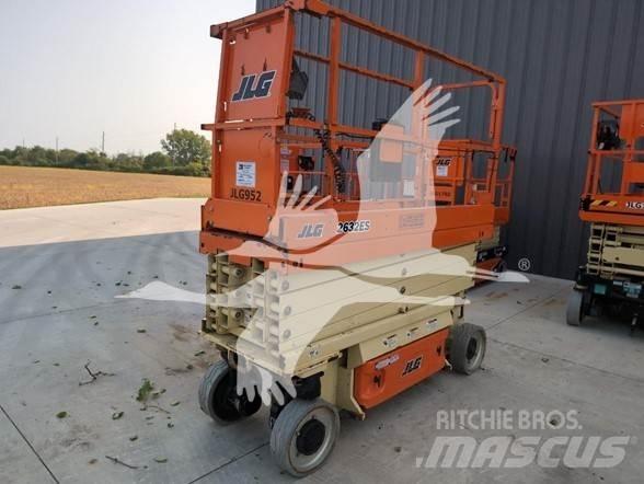 JLG 2632ES 가위형 리프트