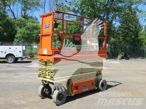 JLG 2632ES 가위형 리프트