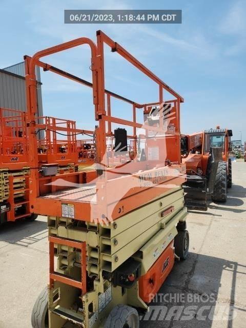 JLG 2632ES 가위형 리프트