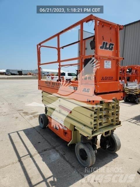 JLG 2632ES 가위형 리프트