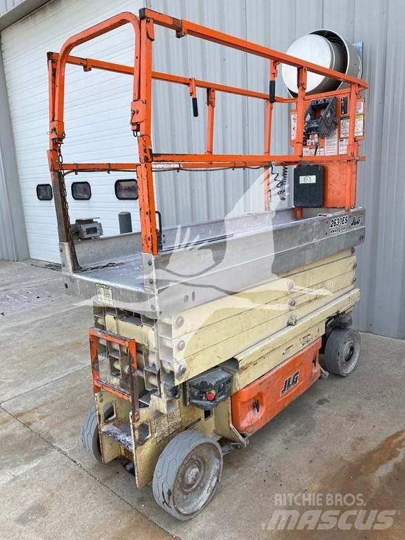 JLG 2632ES 가위형 리프트