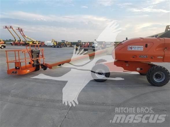 JLG 400S 견인식 전동이동 리프트