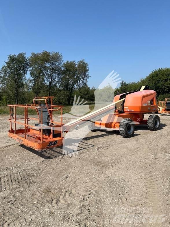 JLG 400S 견인식 전동이동 리프트