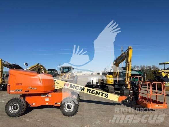 JLG 400S 견인식 전동이동 리프트