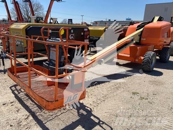 JLG 400S 견인식 전동이동 리프트