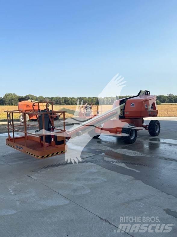 JLG 400S 견인식 전동이동 리프트