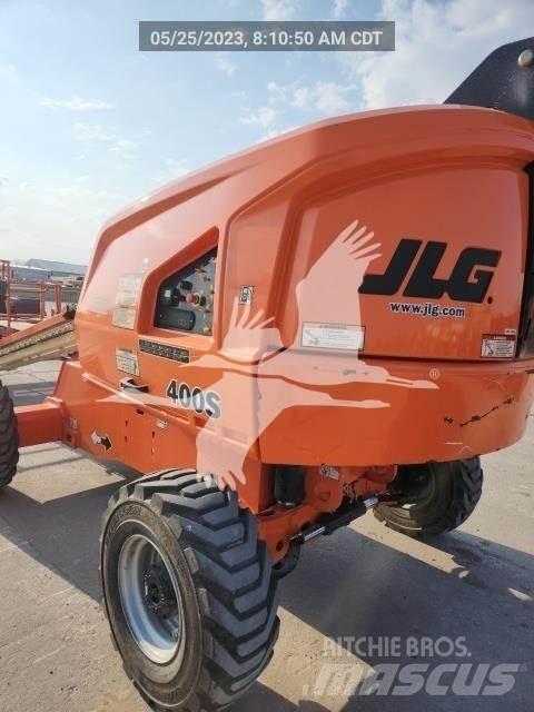 JLG 400S 견인식 전동이동 리프트