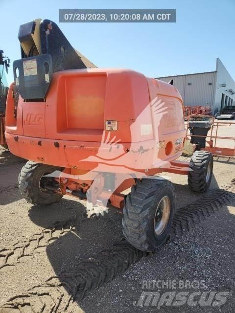 JLG 400S 견인식 전동이동 리프트