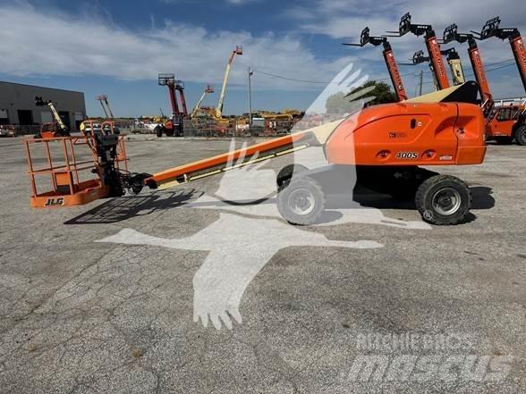 JLG 400S 견인식 전동이동 리프트