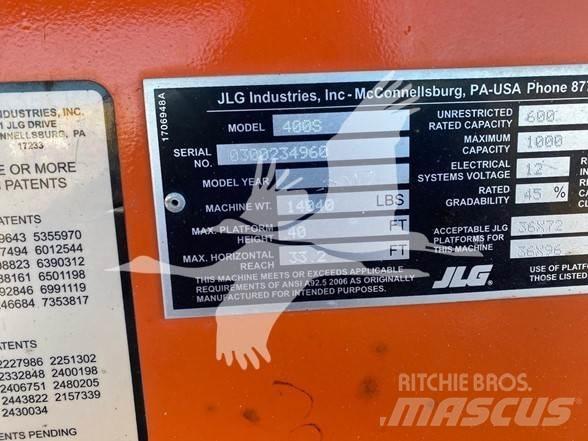 JLG 400S 견인식 전동이동 리프트