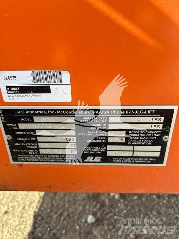 JLG 600AJ 관절형 전동이동 리프트