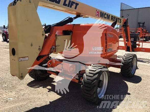 JLG 600AJ 관절형 전동이동 리프트