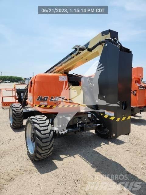 JLG 600AJ 관절형 전동이동 리프트