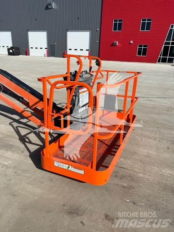 JLG 660SJ 견인식 전동이동 리프트