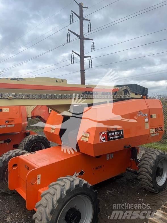 JLG 660SJ 견인식 전동이동 리프트