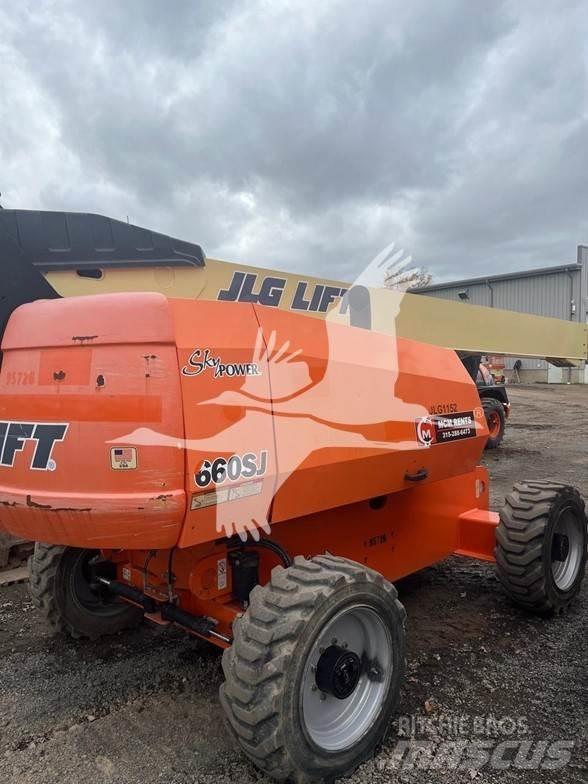 JLG 660SJ 견인식 전동이동 리프트