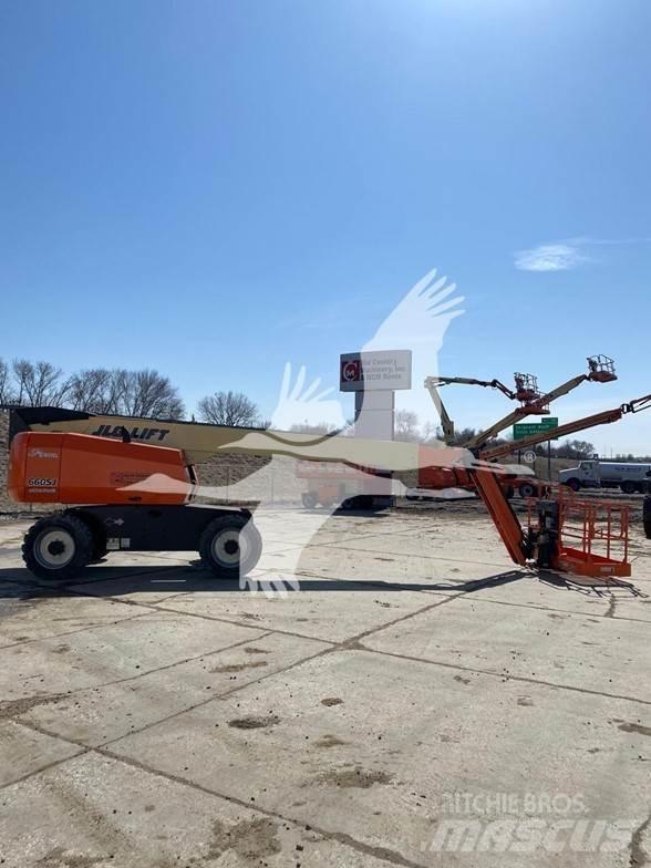 JLG 660SJ 견인식 전동이동 리프트