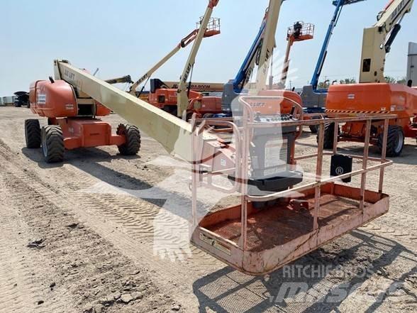 JLG 800S 견인식 전동이동 리프트