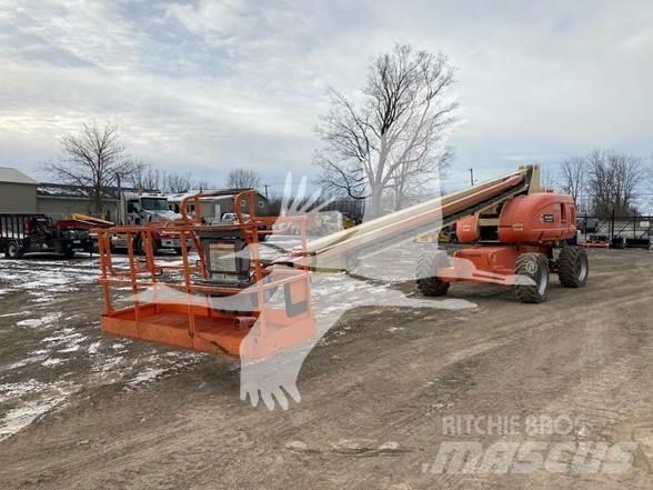 JLG 800S 견인식 전동이동 리프트