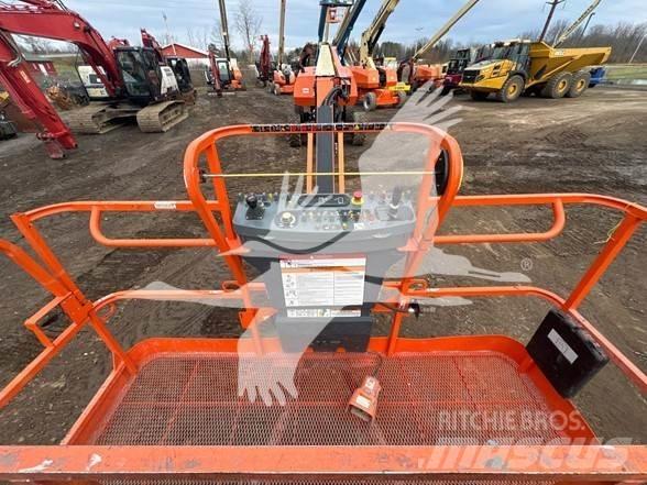 JLG 860SJ 견인식 전동이동 리프트