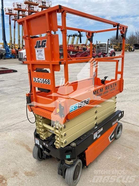 JLG ES1932 가위형 리프트
