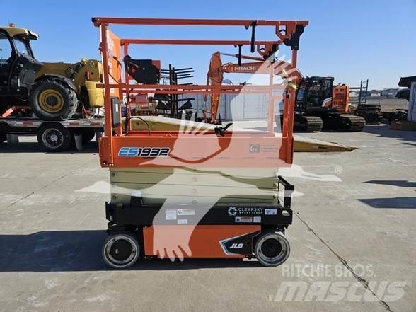 JLG ES1932 가위형 리프트