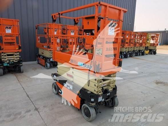 JLG ES1932 가위형 리프트