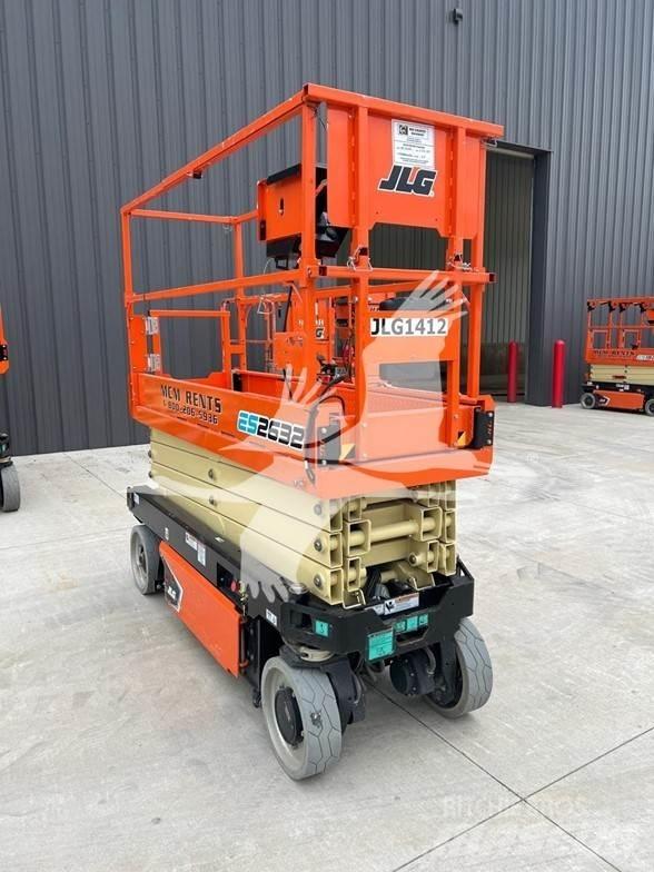 JLG ES2632 가위형 리프트