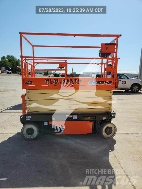 JLG ES3246 가위형 리프트