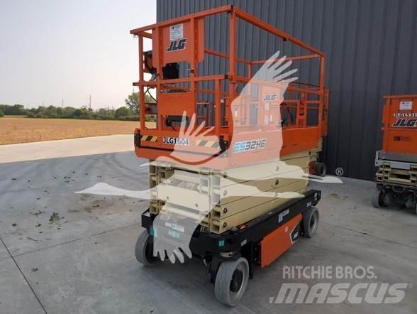 JLG ES3246 가위형 리프트