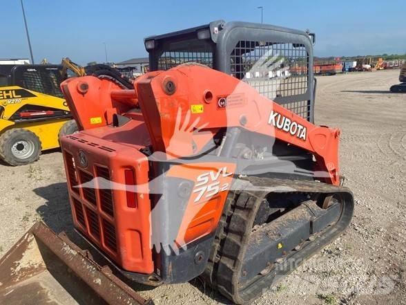 Kubota SVL75-2  스키드로더