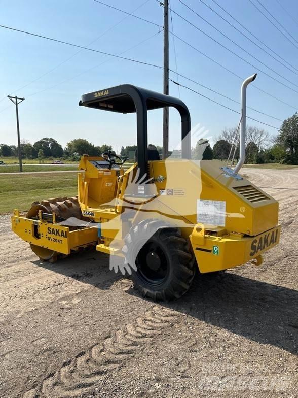 Sakai SV204T 싱글 드럼 롤러
