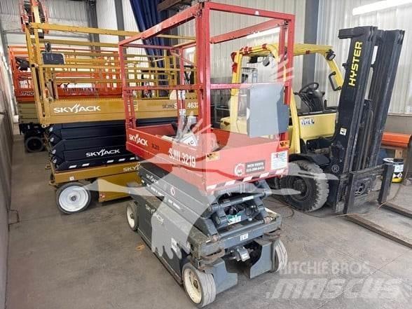SkyJack SJ3219 가위형 리프트