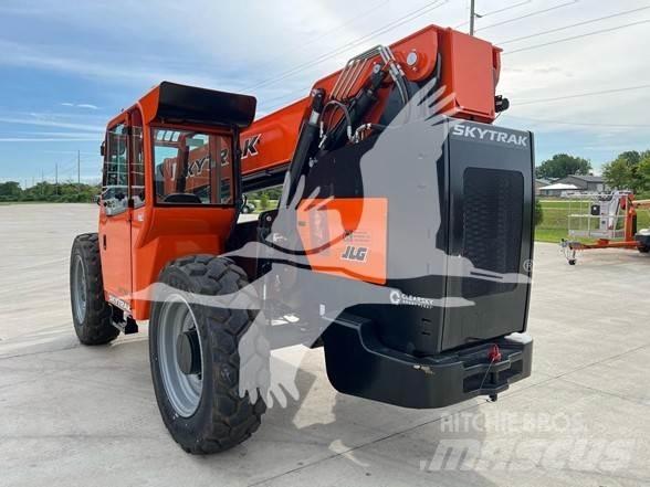 SkyTrak 8042 텔러 핸들러