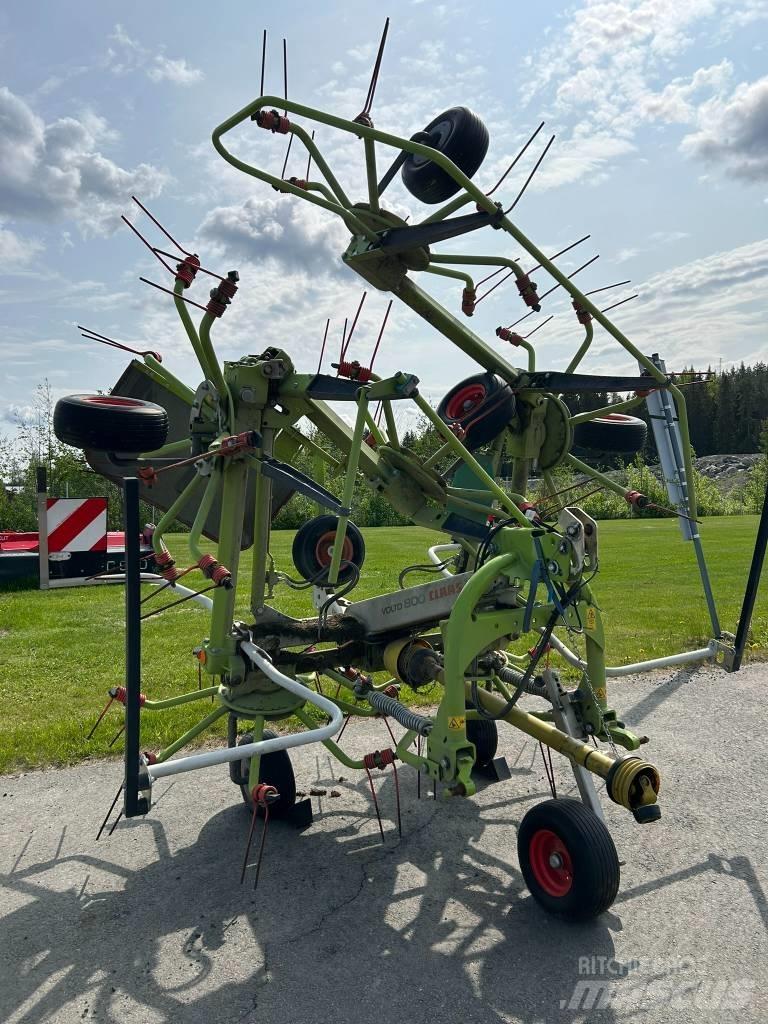 CLAAS Volto 800 갈퀴 및 테더