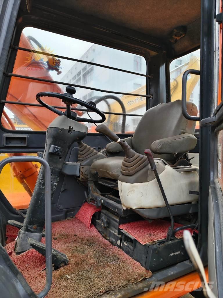 Hitachi EX 100 W D  휠 굴삭기