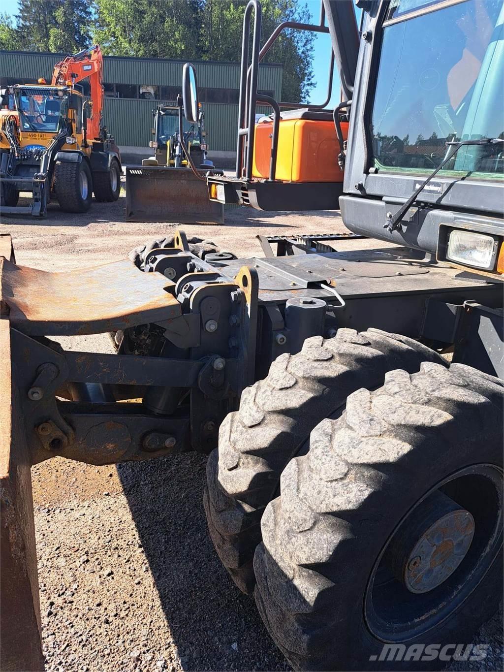 Doosan DX170W-5  휠 굴삭기