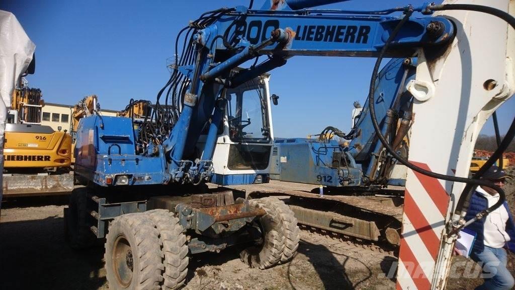 Liebherr A900  휠 굴삭기