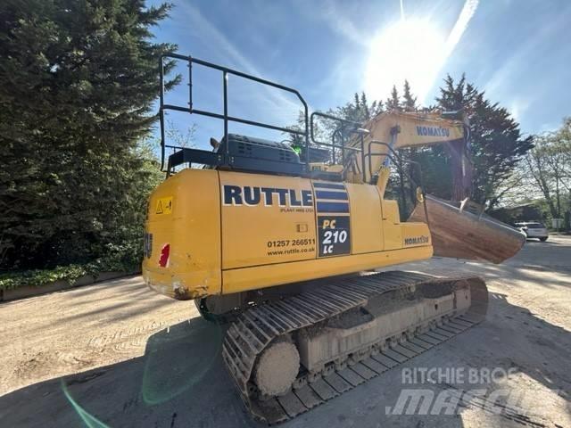 Komatsu PC 210 LC-11 대형 굴삭기 29톤 이상