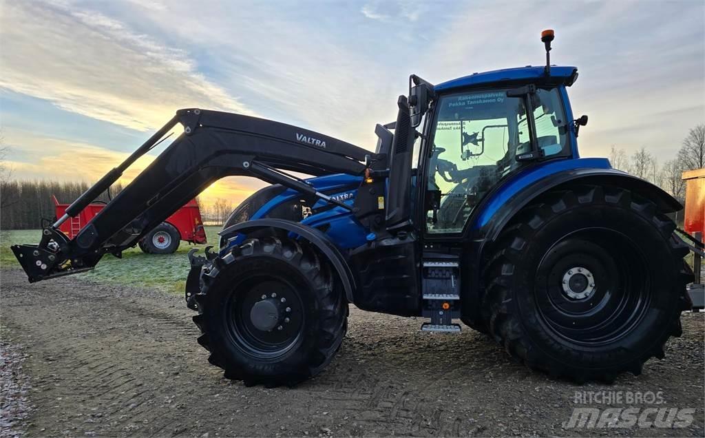 Valtra T175e Versu 트랙터