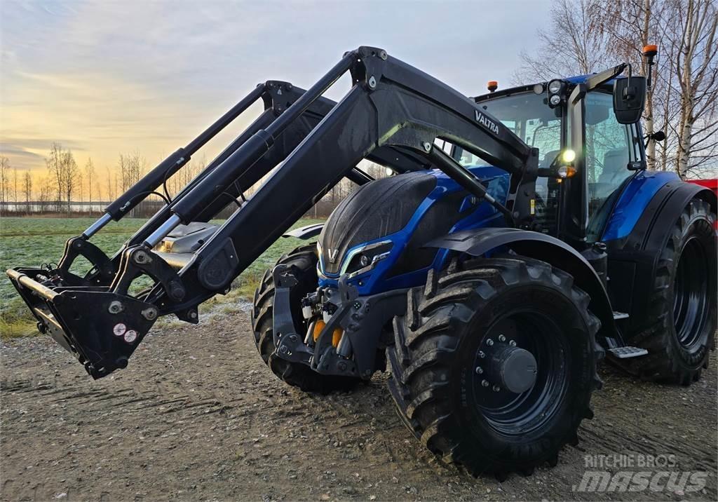 Valtra T175e Versu 트랙터