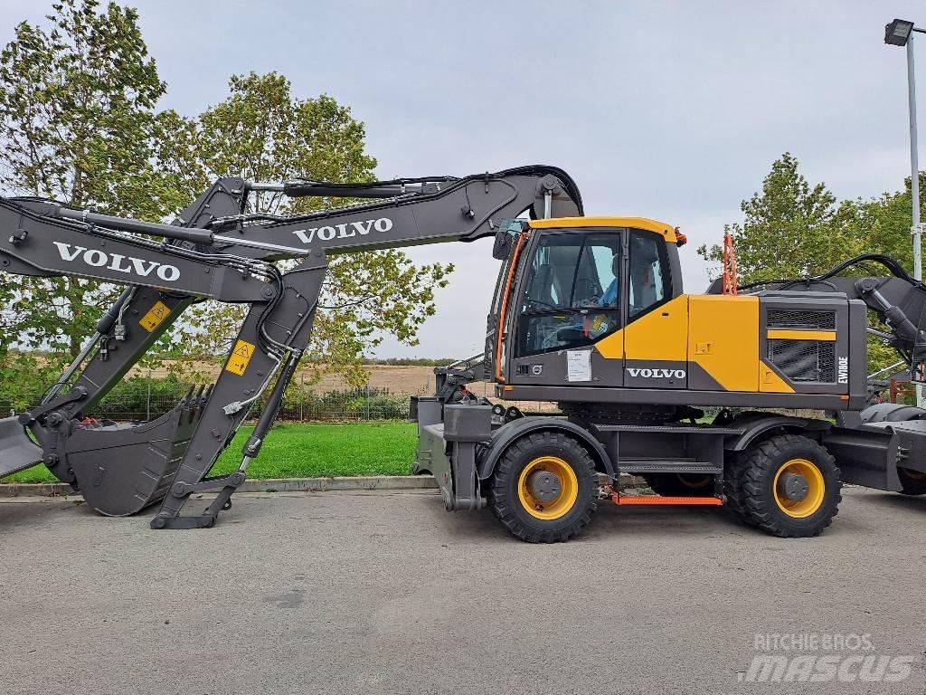 Volvo EW180E  휠 굴삭기