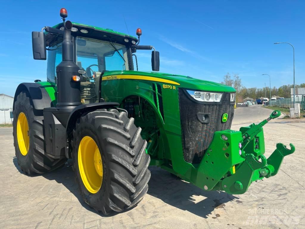 John Deere 8370 R 트랙터