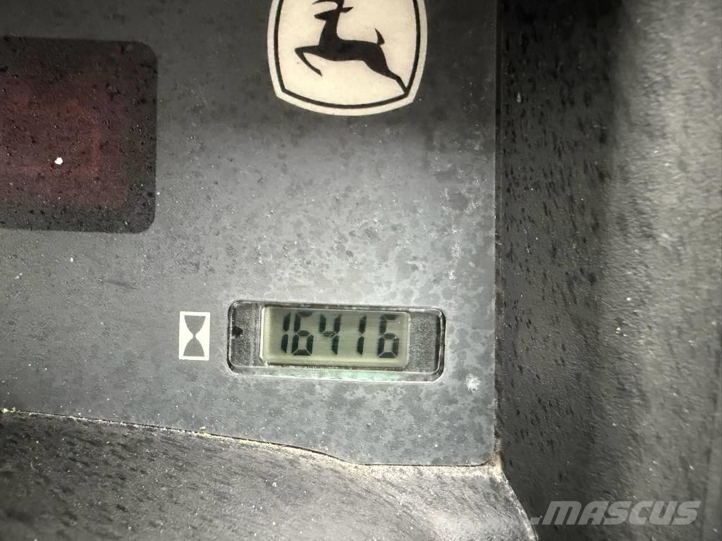 John Deere Gator HPX 다목적 장비