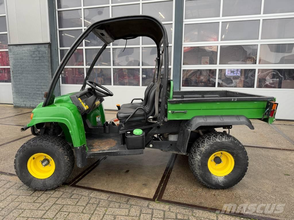 John Deere Gator HPX 다목적 장비
