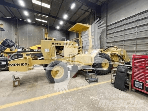 CAT D5K2 LGP 크롤러 도저