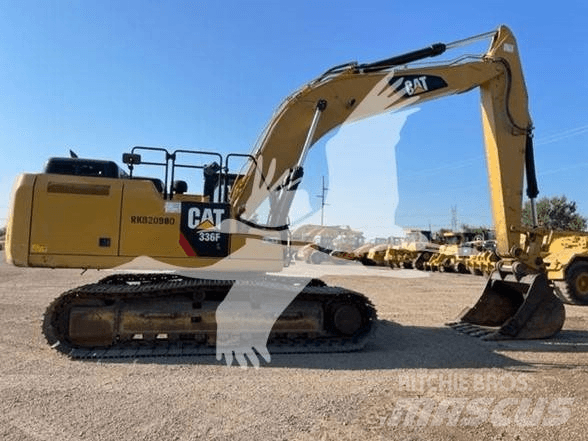 CAT D6T XL 크롤러 도저