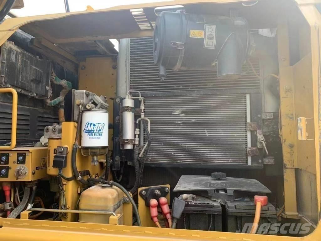 CAT 315D 대형 굴삭기 29톤 이상